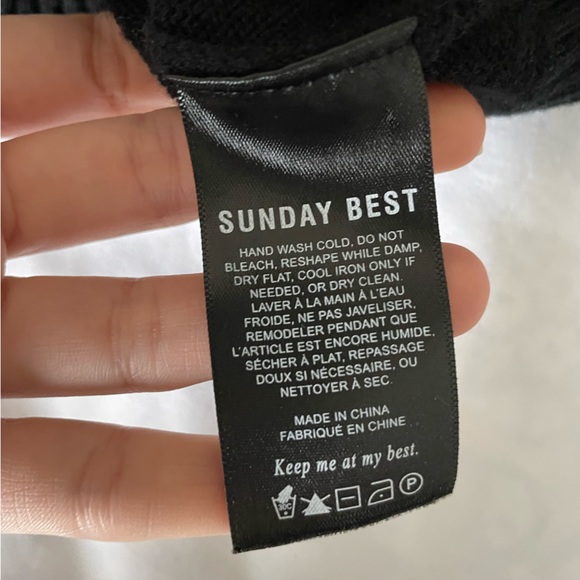 Aritzia Sunday Best Winston Sweater Vest - Picture 4 of 4